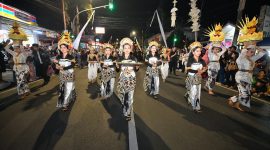 Kirab Budaya Napak Tilas Padjadjaran di Kabupaten Sumedang, Sabtu malam (2/5/2026). 