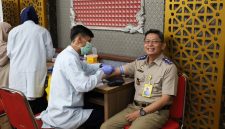 Kantor Pertanahan Kota Bandung menggelar kegiatan Medical Check Up (MCU) bagi seluruh pegawai, bekerja sama dengan Kimia Farma.