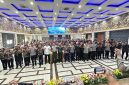 Kapolda Jabar, Irjen Pol. Dr. Rudi Setiawan, S.I.K., S.H., M.H., “ngariung” bareng keluarga besar FKPPI dan KBPP Polri dalam acara Halal Bihalal yang penuh khidmat di
aula lantai 4 Dit Lantas Polda Jabar, Selasa (5/5/2026).
