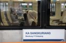 KA Sangkuriang relasi Bandung – Ketapang.