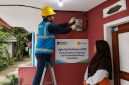 PT PLN (Persero) Unit Pelaksana Pelayanan Pelanggan (UP3) Majalaya kembali menjalankan program sosial Jumat Berbagi Cahaya – Light Up The Dream (LUTD) dengan menghadirkan sambungan listrik gratis bagi warga prasejahtera di Kampung Ibun, Desa Mekarwangi.