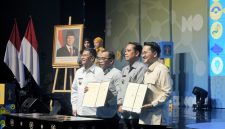 Wakil Gubernur Jawa Barat Erwan Setiawan mendorong mahasiswa untuk mendaftarkan inovasinya ke Kantor Wilayah Kementerian Hukum Jabar agar memiliki hak cipta secara resmi.