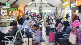 KAI Daop 2 Bandung mencatat
tanggal 17 Mei 2026 sebagai puncak libur panjang Kenaikan Yesus Kristus.